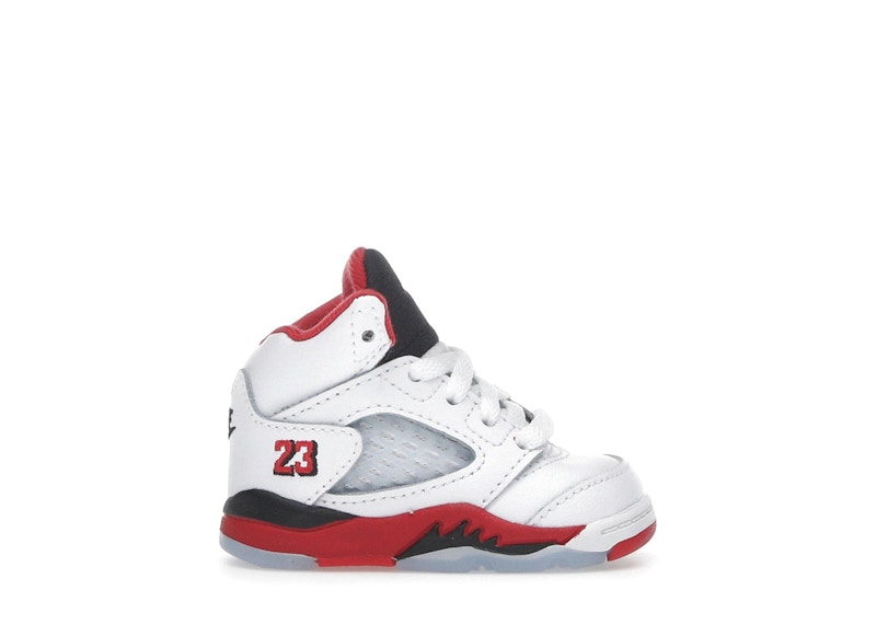 エアジョーダン 5 \"Fire Red/Black Tongue\"(2025) Air Jordan 5 Fire Red Black Tongue 2025 (Where To Buy)