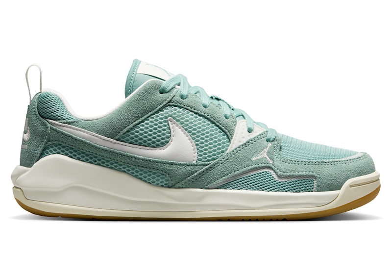 ★NIKE★大人気★JORDAN CMFT ERA★追跡可 ☆NIKE☆大人気☆JORDAN CMFT ERA☆追跡可