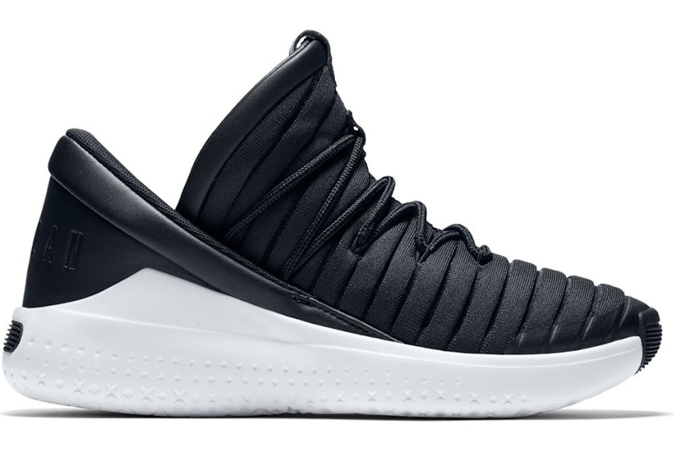 Jordan flight top luxe black