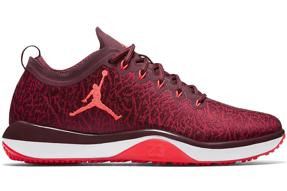 Jordan hot sale trainer red