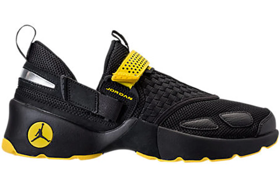 Nike air 2025 jordan trunner