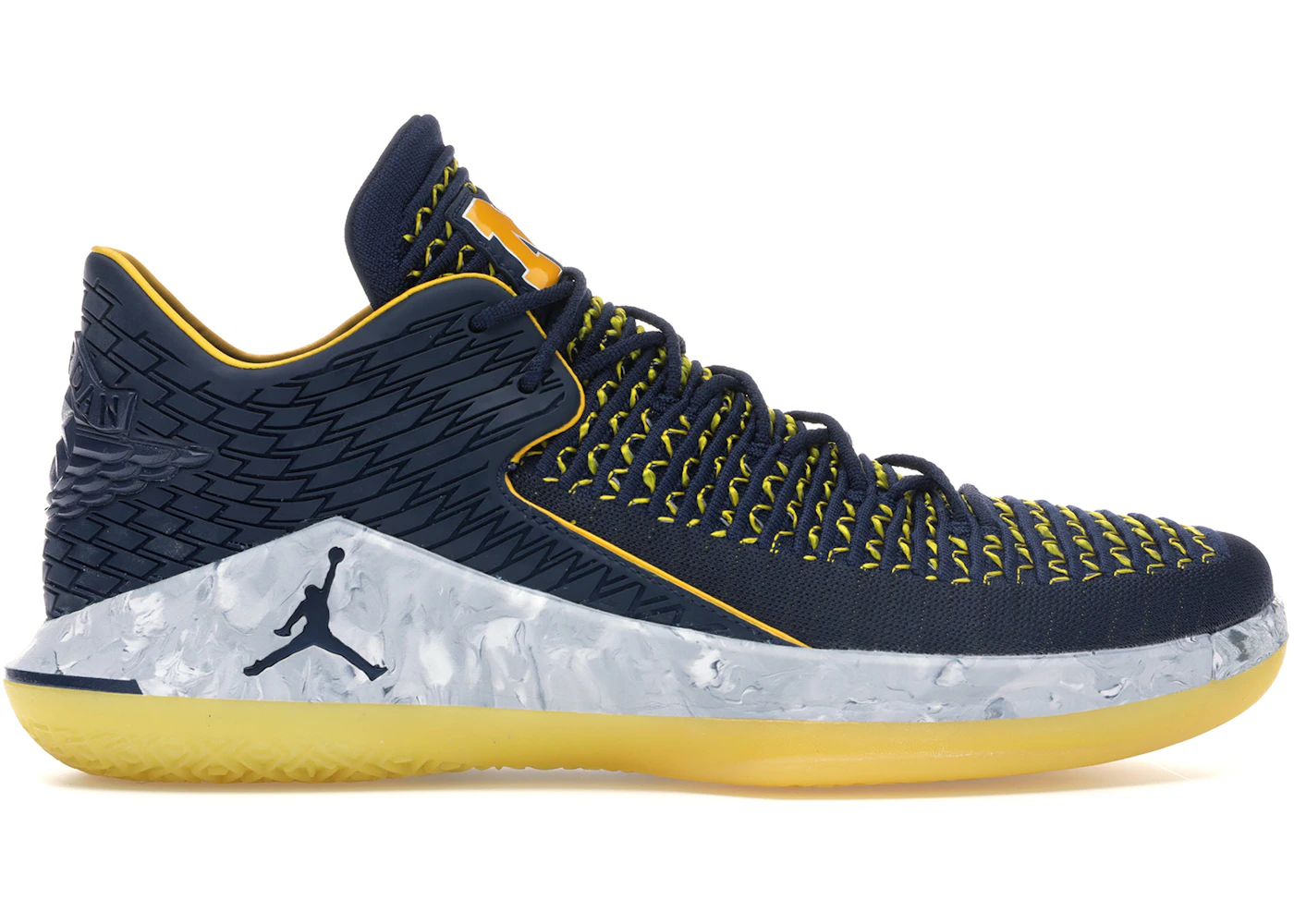 Jordan XXXII Low Michigan Men's AA1256-405 US - Main Image