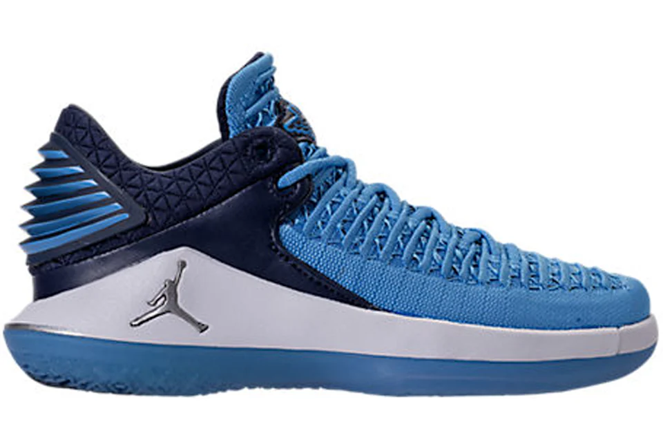 Jordan XXXII Low UNC Win Like 82 GS Kids Sneakers US