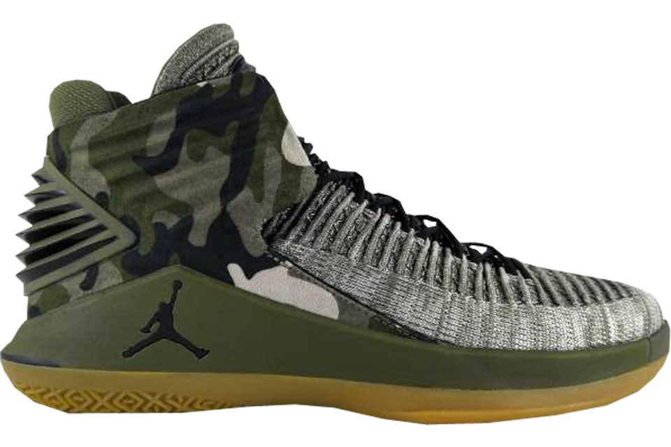 Jordan XXXII Veteran s Day 2018 Men s AA1253 200 GB