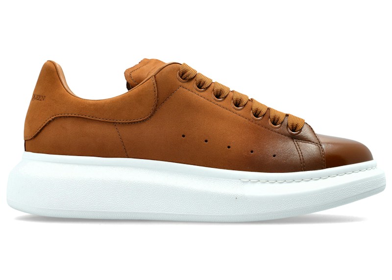 Alexander McQueen Oversized Sprayed Toe Bruin