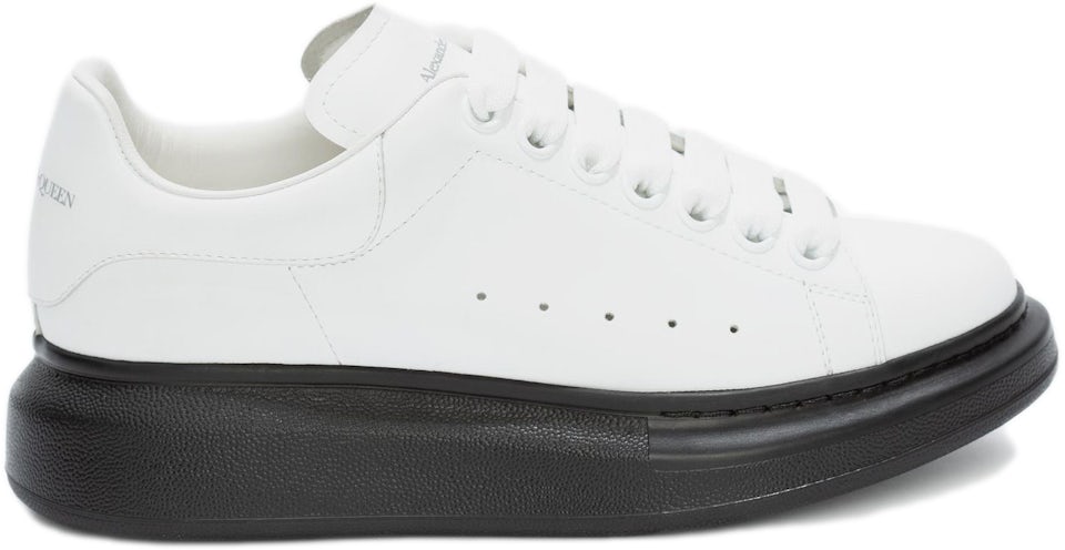 Oversized Sneaker in White/Black