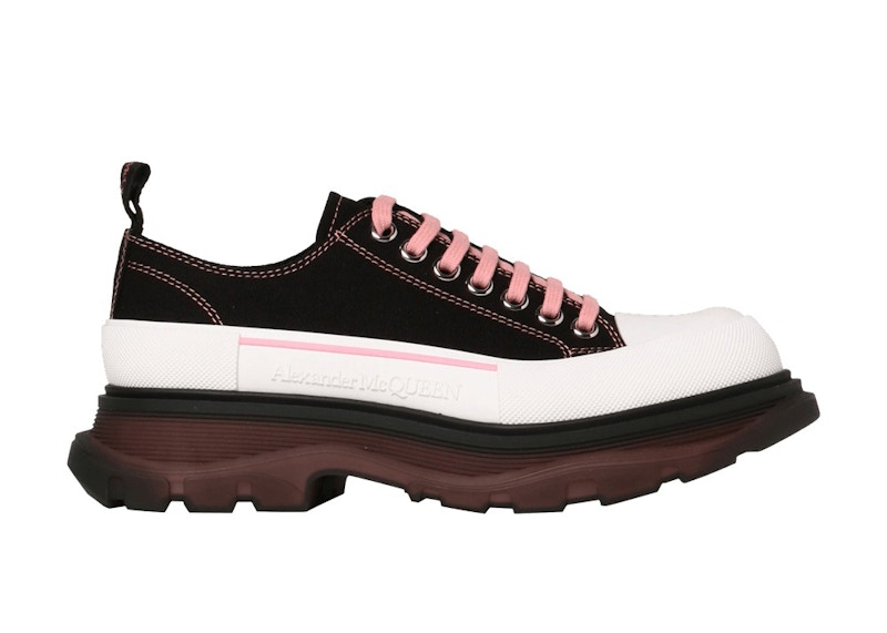 Pre-owned Alexander Mcqueen Men's  Tread Slick Low Lace Up Sneakers In Black/blossom Pink