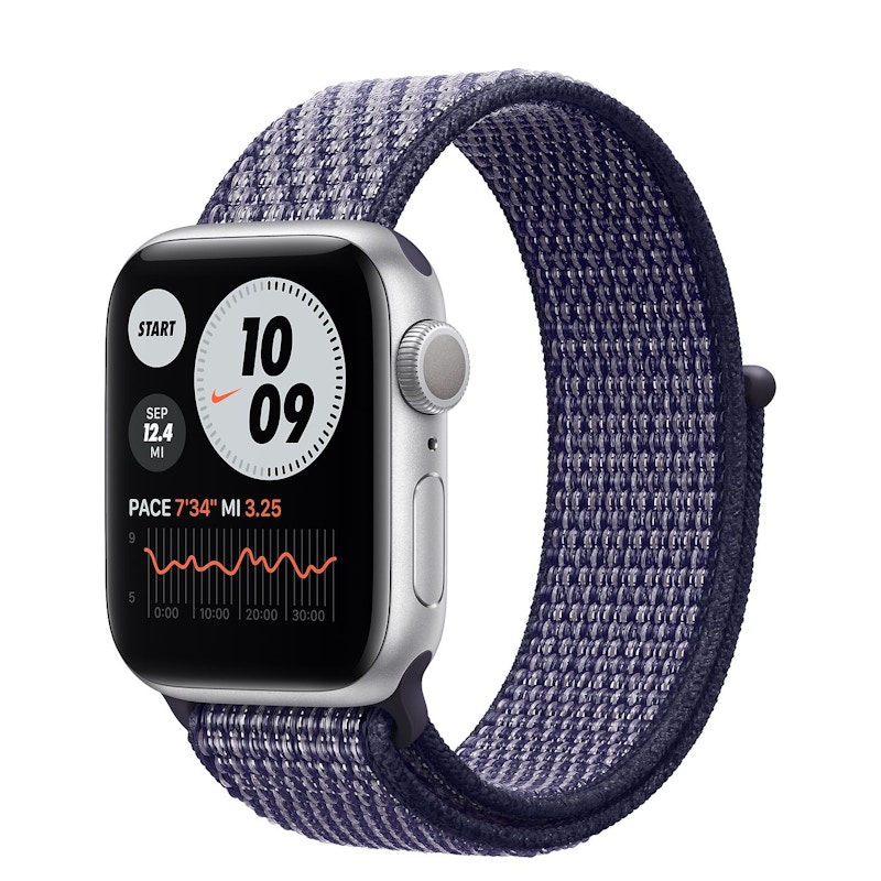 Apple Watch Nike Series 6 GPS 40mm Silver Aluminum with Purple