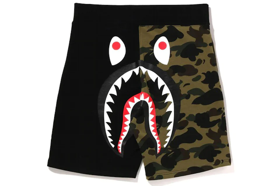 BAPE 1st Camo Back Shark Sweat Shorts Black/Green