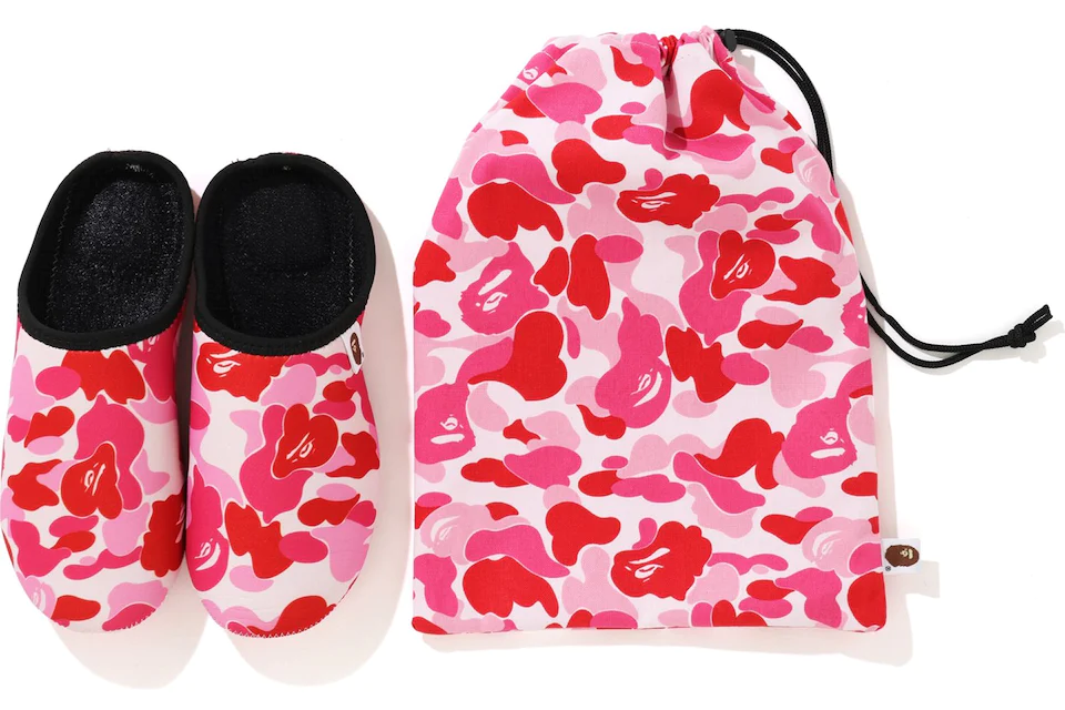 BAPE ABC Slippers & Pouch Set Pink