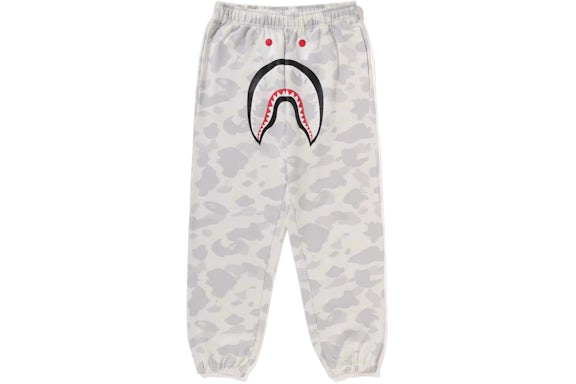 BAPE City Camo Shark Jogginghose mit lockerer Passform Weiß
