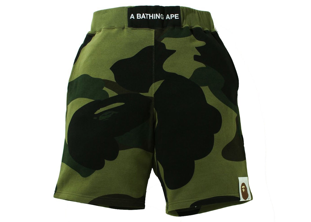 Pre-owned Bape Giant 1st Camo Wide Fit Sweat Shorts Green