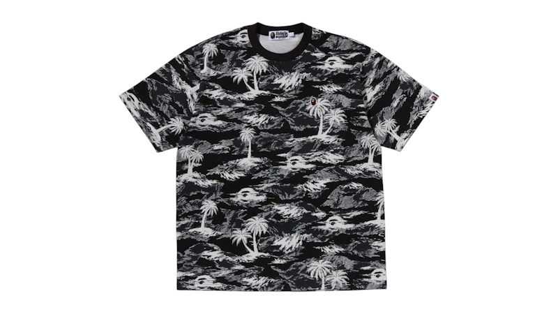 【A BATHING APE】PALM TREE CAMO ONE POINT RELAXED FIT TEE BAPE Palm Tree Camo One Point Relaxed Fit Tee Black Men's