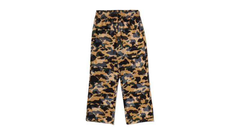 BAPE STA Over Print 1st Camo STA Mesh Sweatpants Misted Yellow