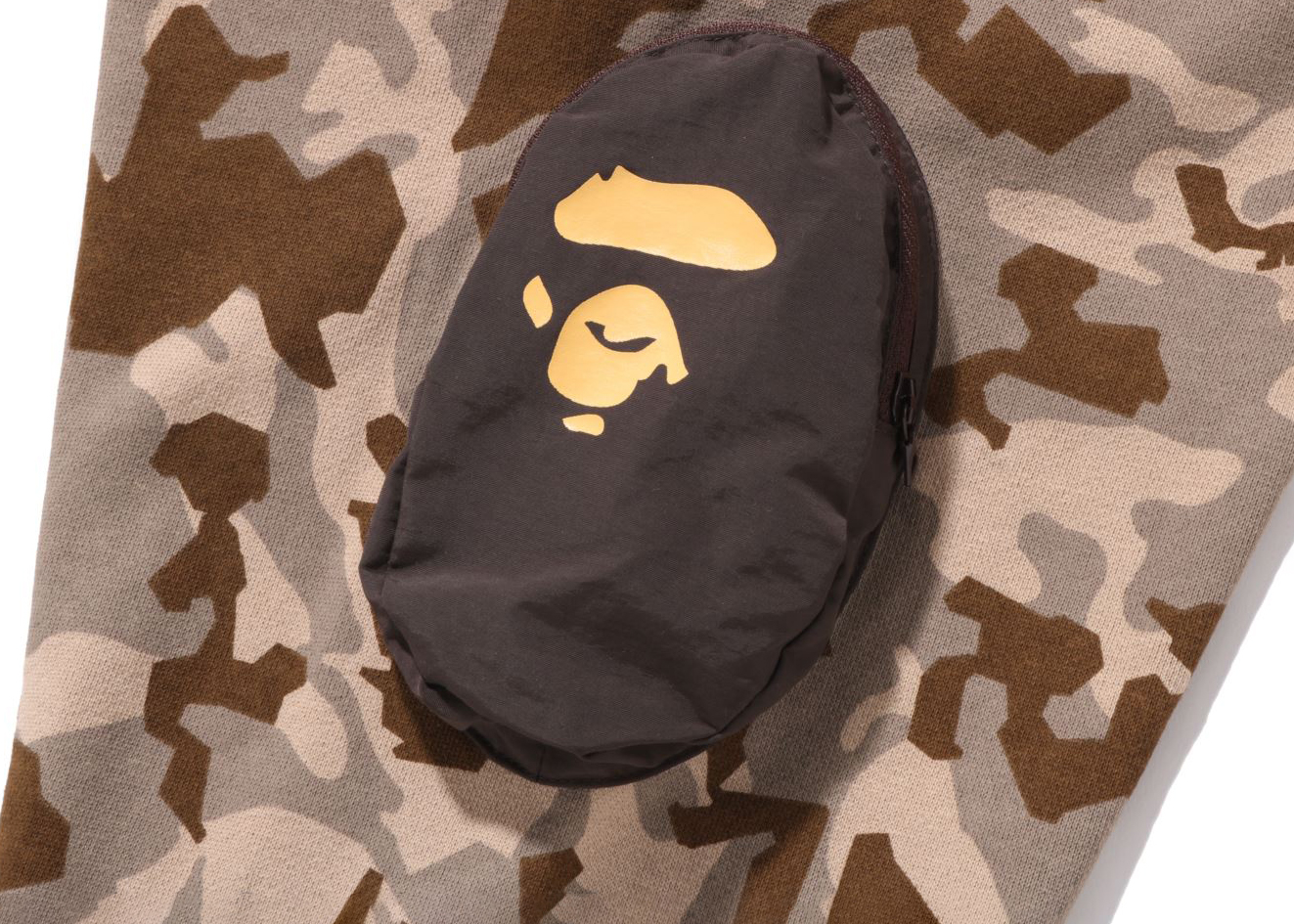 BAPE Sand Camo Military Relaxed Fit Full Zip Mask Hoodie Beige 