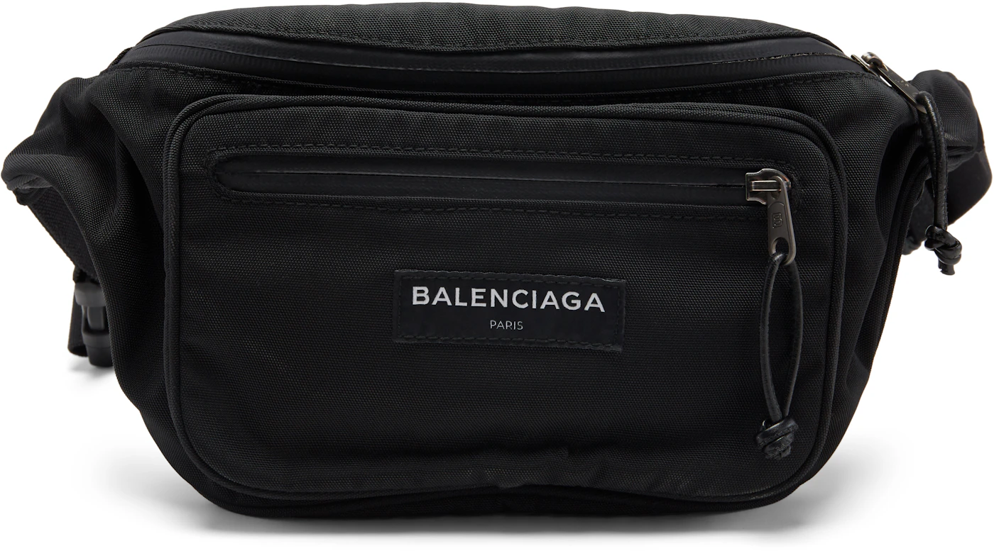 Belt bag Balenciaga Black in Wicker - 25667950