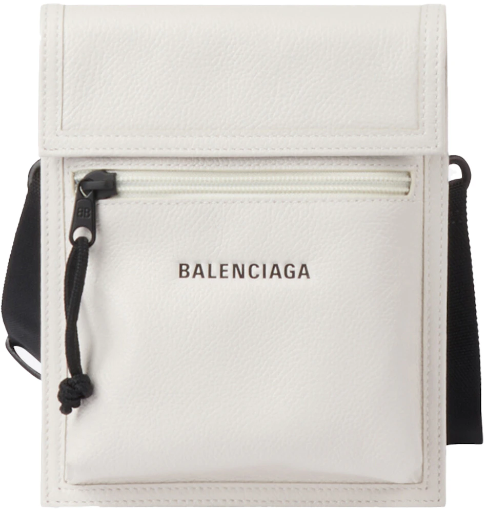 Balenciaga - Explorer Pouch Crossbody Bag - Men - Leather - One Size - White