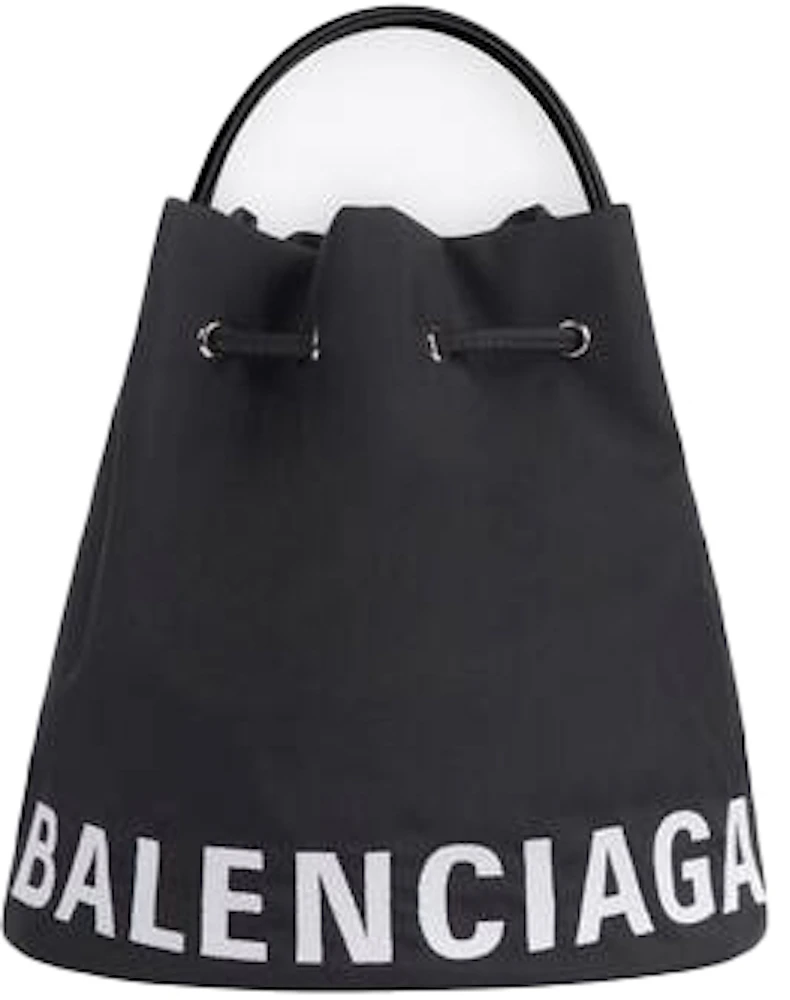 Mejeriprodukter melodrama hjælpemotor Balenciaga Wheel Drawstring Bucket Bag Extra Small Black in Recycled Nylon  with Silver-tone - US