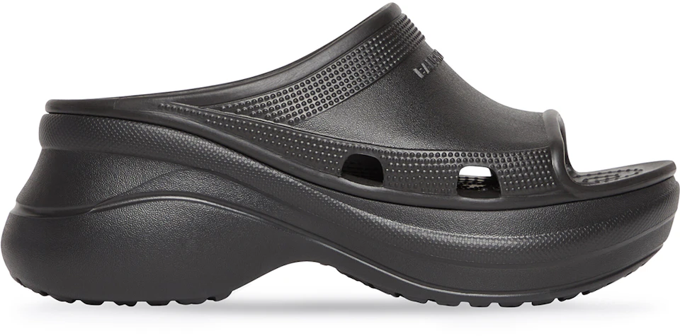 Balenciaga x Crocs Pool Slide Sandals Black (Women's) - 677389W1S8E1000 - IT