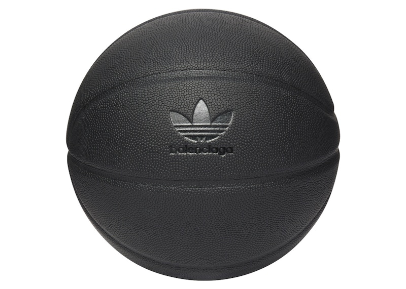 Adidas 2025 basketball black