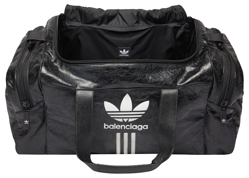 Balenciaga outlet gym bag