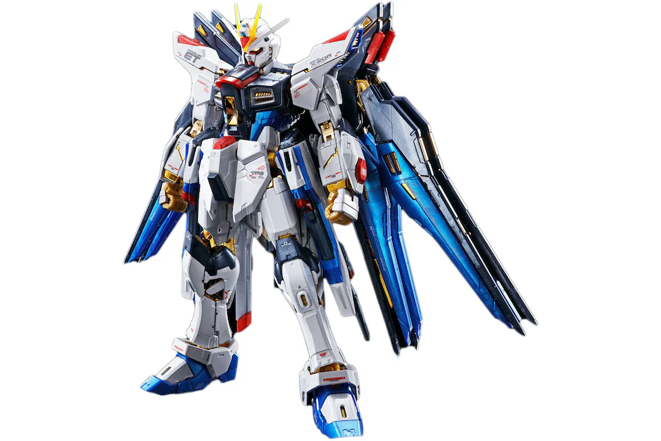 Bandai Gundam RG 1/144 STRIKE FREEDOM GUNDAM [TITANIUM FINISH] Model Kit Action Figure