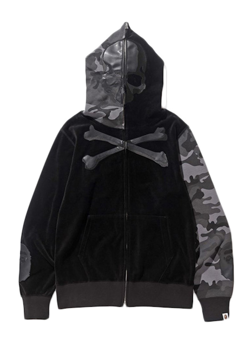 Bape store skull hoodie