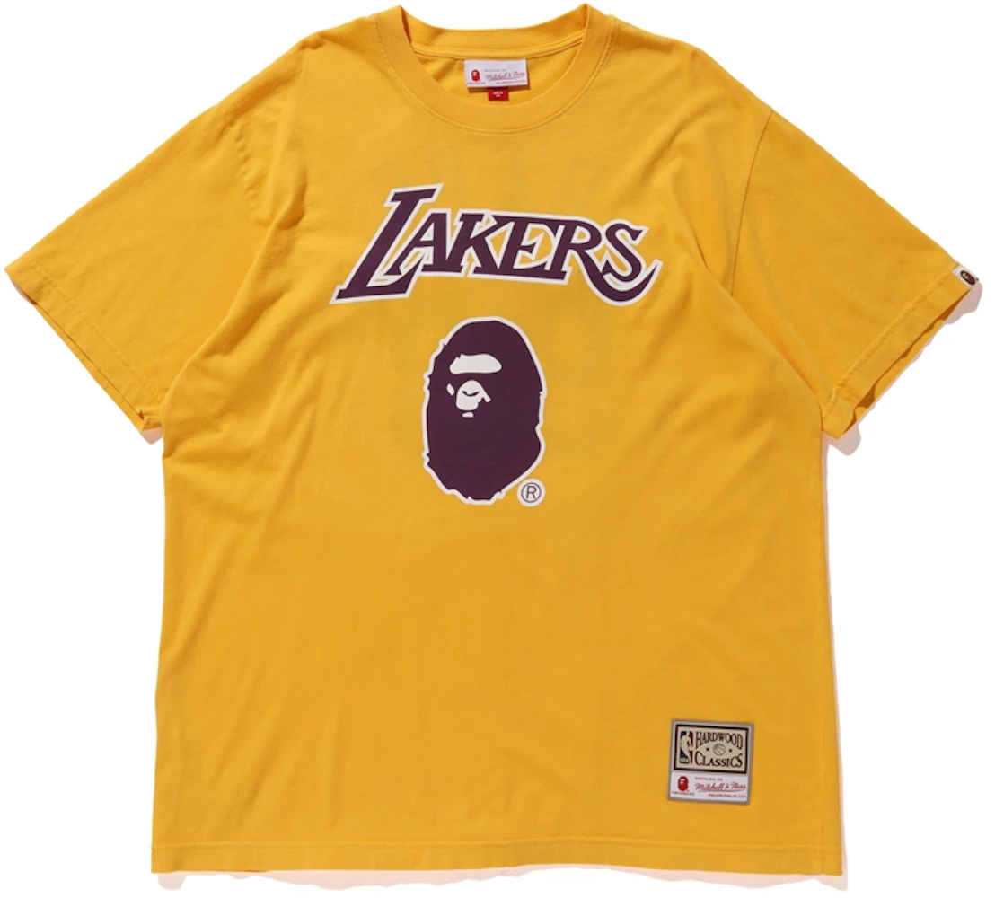 AAPE x Mitchell & Ness Los Angeles Lakers Gold Hardwood Classics Team T-Shirt Size: Medium