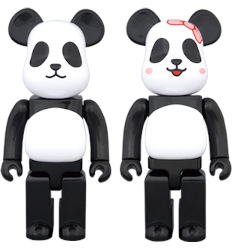 希少 ベアブリック PANDA milk 400% 値下げしました Bearbrick Milk Panda Boy & Girl 400% Black/White - US