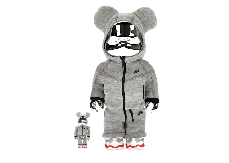 Bearbrick nike clearance