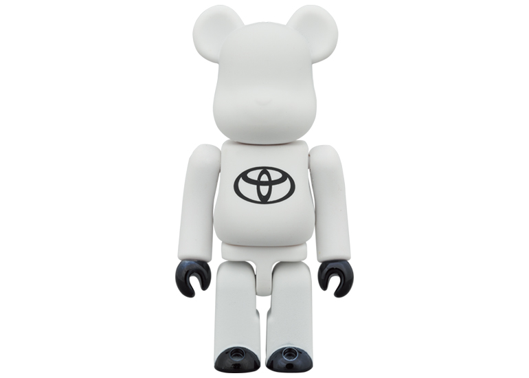 Bearbrick x Toyota (Drive Your Teenage Dreams.) 100% u0026 400% Set White