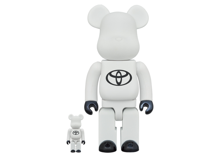 Bearbrick x Toyota (Drive Your Teenage Dreams.) 100% & 400% Set White