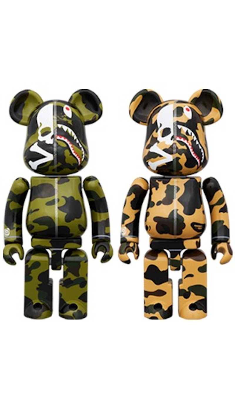 Bearbrick x mastermind vs BAPE Super Alloy 200% Set Green/Yellow - US