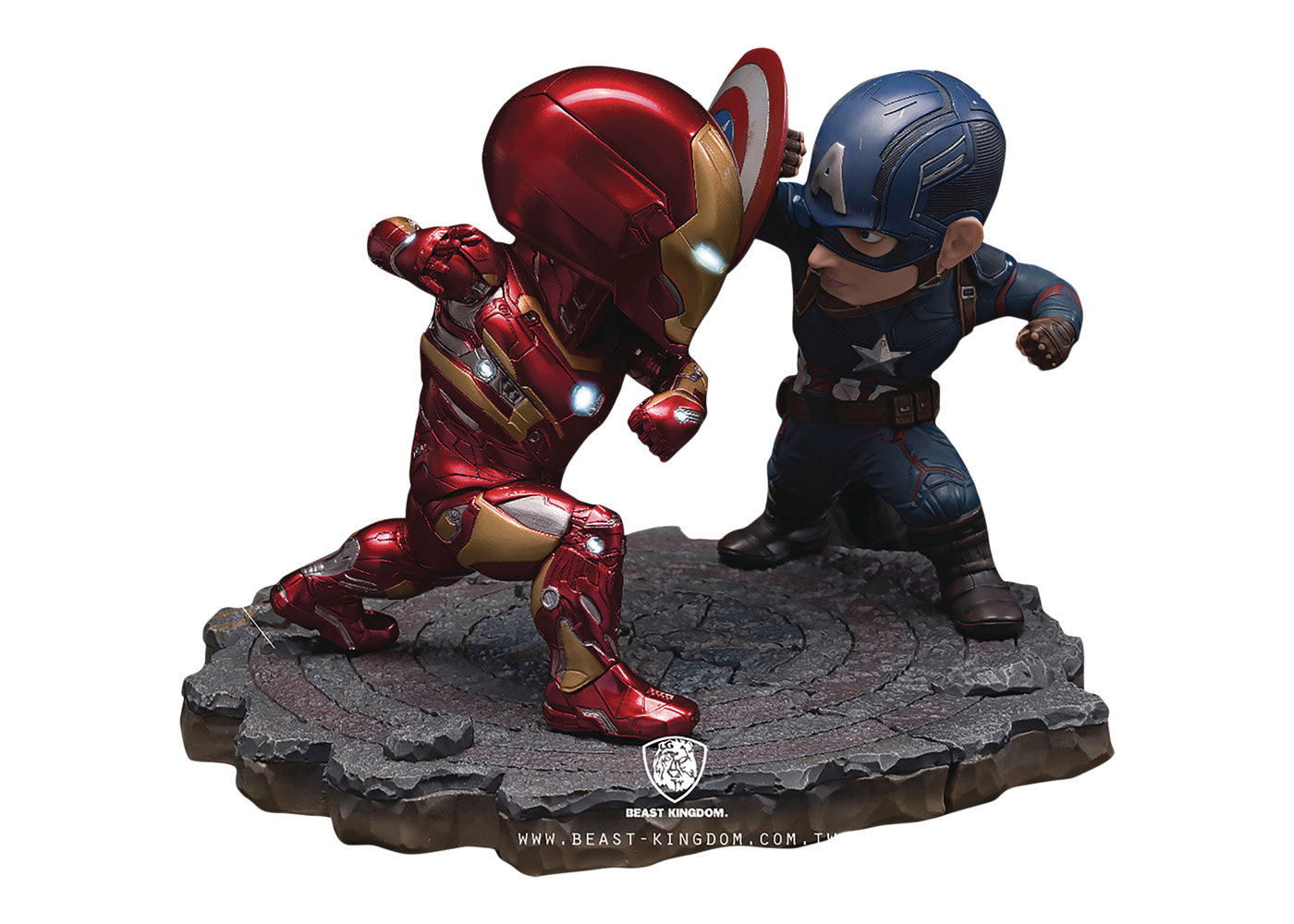 Beast Kingdom Captain America: Civil War Captain America vs. Iron