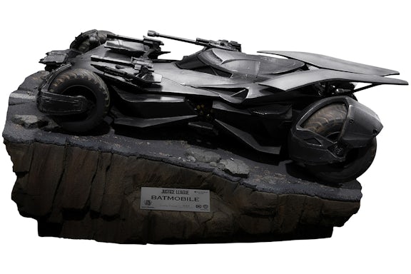 Figura Beast Kingdom Justice League Master Craft Batimóvil (Master Craft)