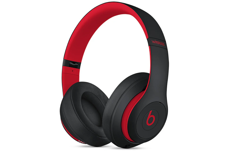 Beats Studio3 Wireless Over-Ear Headphones Decade Collection MX422LL/A Defiant Black/Red