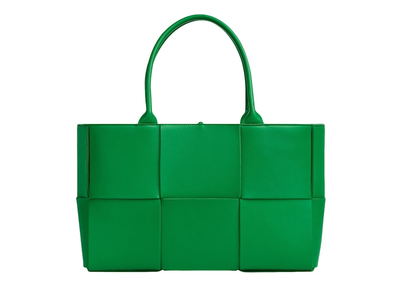 Bottega veneta medium tote sale