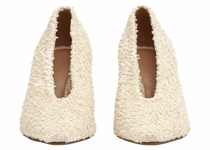 Bottega Bouclé Almond Pump 75 Off White (Women's) 651339V0CO09206 US