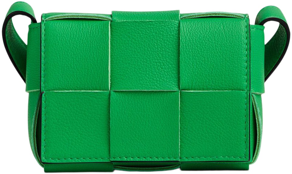 Bottega Veneta Cassette Vogue Intrecciato Crossbody Bag in 3009 Dark Green-Silver