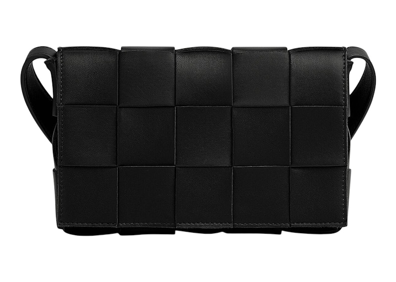 Bottega veneta black online cassette bag