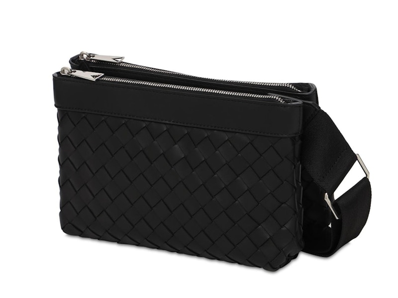 Bottega Veneta Classic Intrecciato Crossbody Black in Calfskin