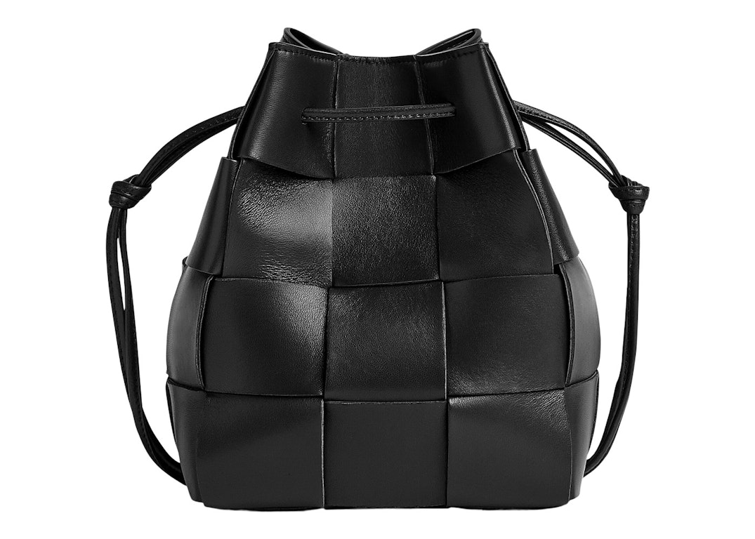 Pre-owned Bottega Veneta Crossbody Bucket Bag Small Intreccio Black