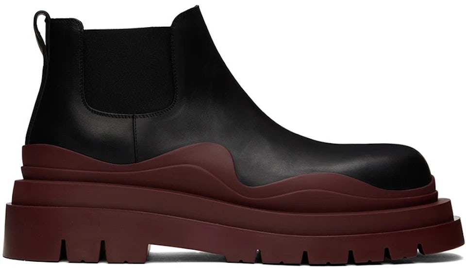 Tire leather ankle boots in black - Bottega Veneta