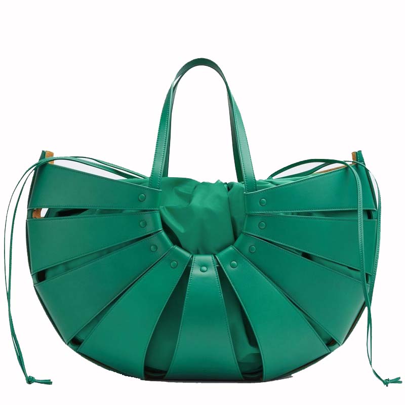 Bottega Veneta The Shell Large Handbag Green in Leather - US
