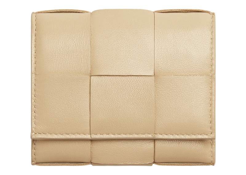 【関税送料込】Bottega Veneta Intreccio Tri-Fold Zip Wallet Bottega Veneta Intrecciato Lambskin Tri-Fold Zip Wallet