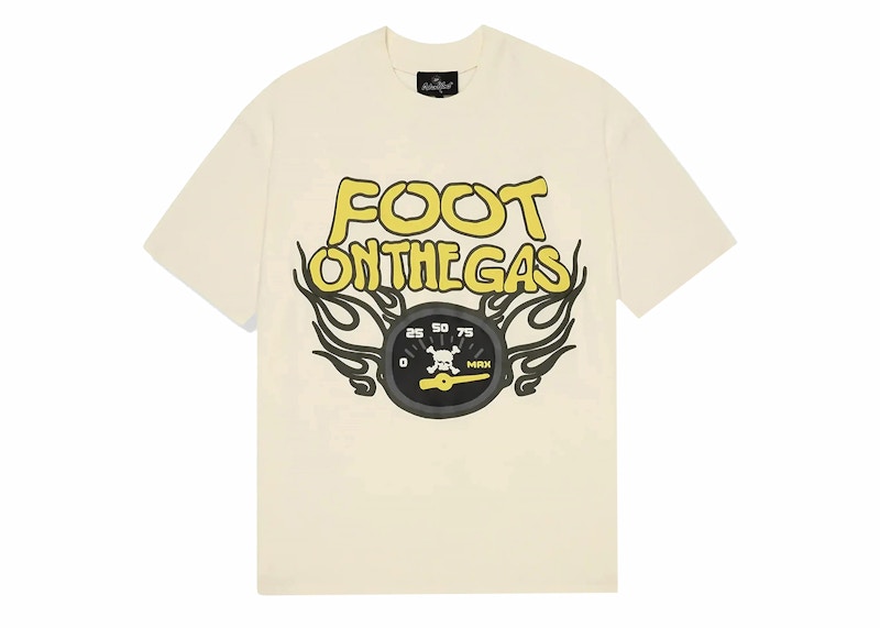 Pre-owned Broken Planet Men's  Foot On The Gas T-shirt In Vanilla White