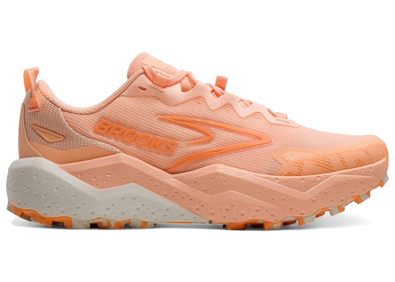 Brooks Caldera 8 (Women's) Sneakers in Peach/Coconut