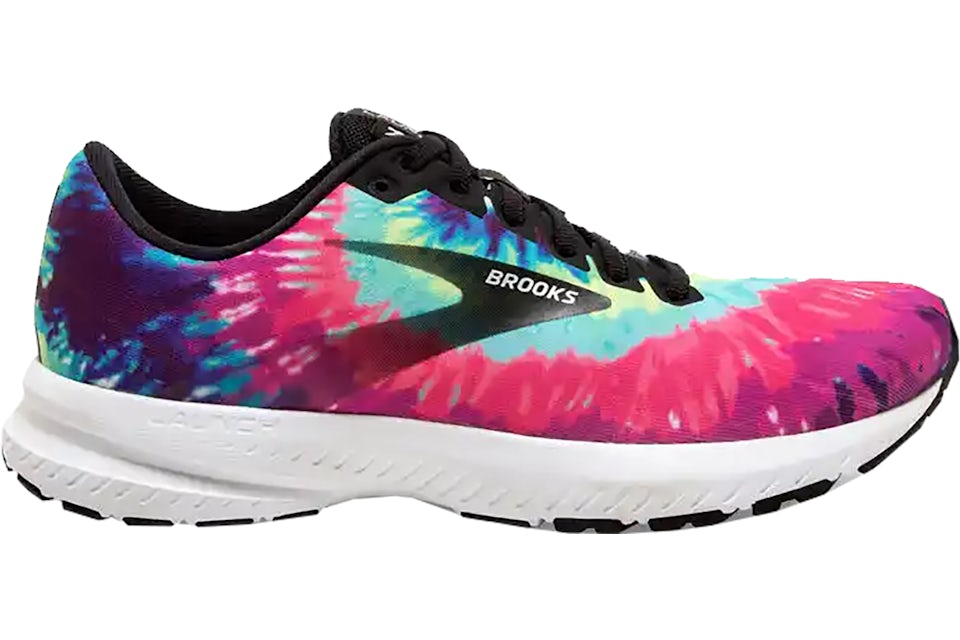 Brooks launch rock n top roll