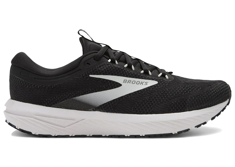 Men's Brooks Revel 7 Sneakers in Black/White
