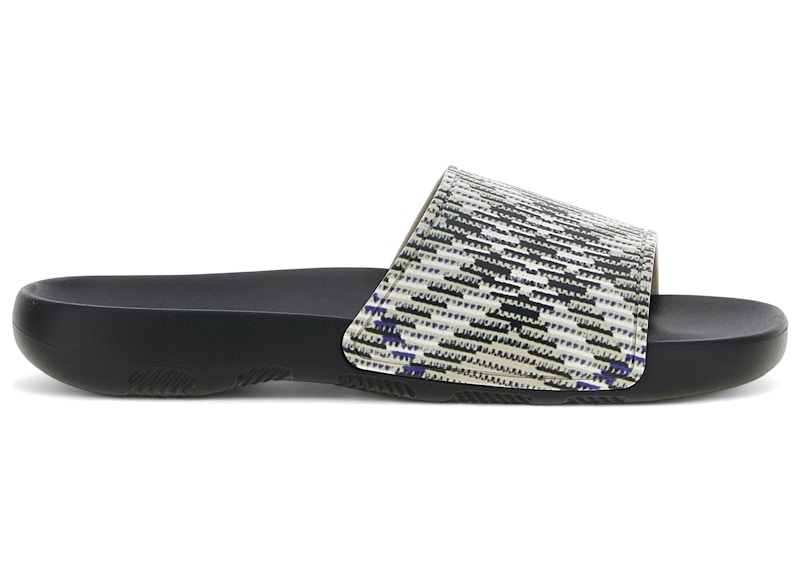 Burberry Printed Rubber Slides Sand Ip Check